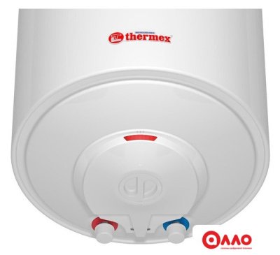 Накопительный электрический водонагреватель Thermex TitaniumHeat 30 V Slim