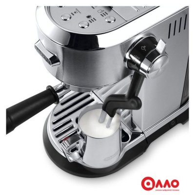 Рожковая кофеварка DeLonghi Dedica Maestro Plus EC950.M