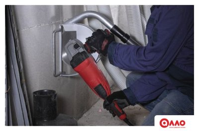 Угловая шлифмашина Milwaukee AGVK24-230EK 4933451413