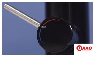 Проточный электрический водонагреватель-кран Electrolux Taptronic (черный)